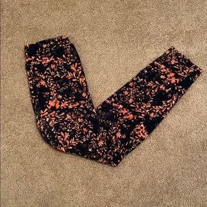 Lularoe OS leggings!
